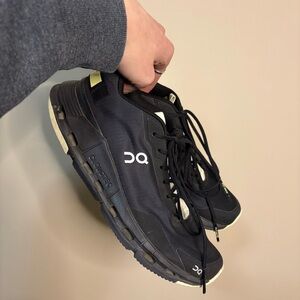 Oncloud CloudNova Form Womens 7.5W Black Volt Lace Up Running Sneakers